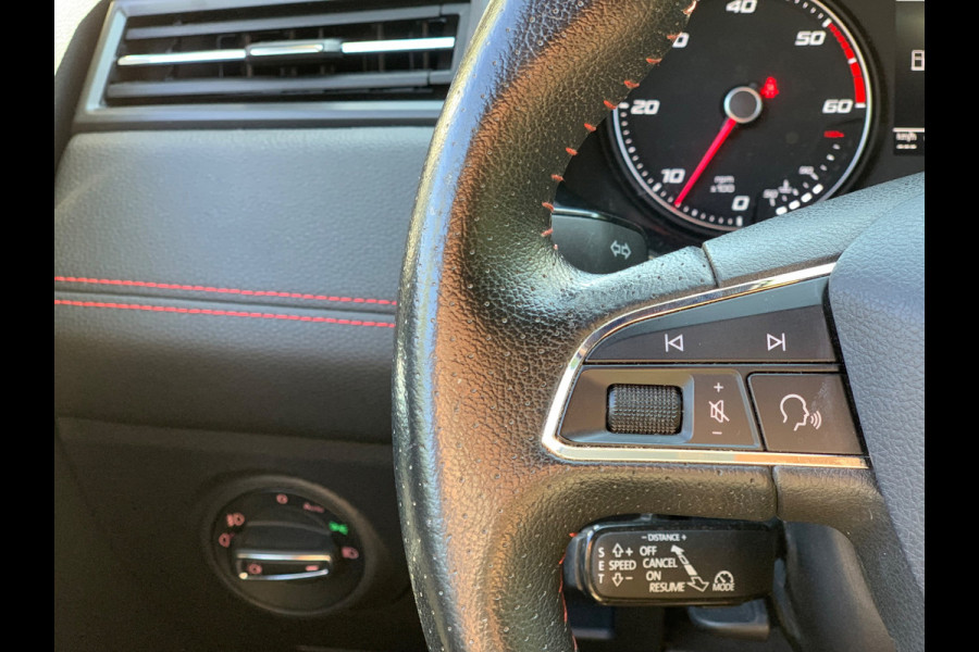 Seat Arona 1.6 TDI FR Business Intense CAM CARPLAY LUXE !