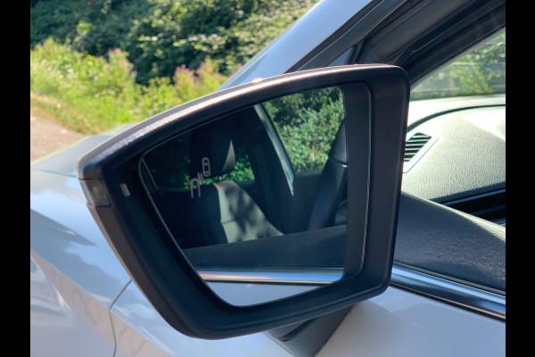 Seat Arona 1.6 TDI FR Business Intense CAM CARPLAY LUXE !