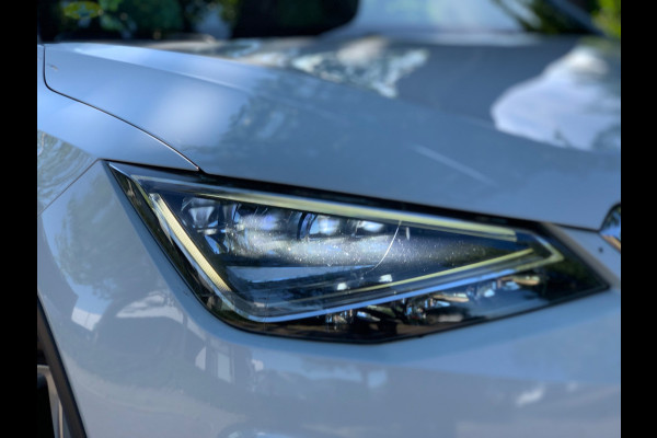 Seat Arona 1.6 TDI FR Business Intense CAM CARPLAY LUXE !
