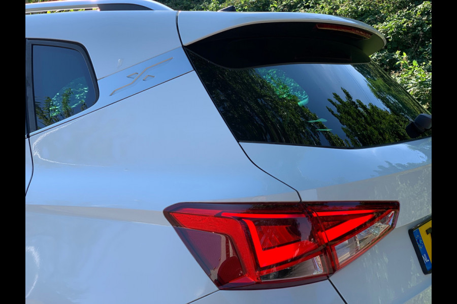 Seat Arona 1.6 TDI FR Business Intense CAM CARPLAY LUXE !