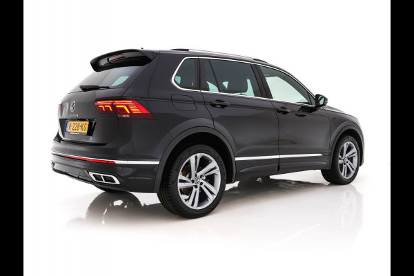 Volkswagen Tiguan 1.4 TSI eHybrid R-Line Business+ (Plug-in) (INCL-BTW) Aut. *LEATHER-FABRIC | FULL-LED | ADAPTIVE-CRUISE | CAMERA | DIGI-COCKPIT | KEYLESS | PRIVACY-GLASS | SPORTSEATS | SHIFTPADDLES | NAVI-FULLMAP | ECC | PDC | 19''ALU*