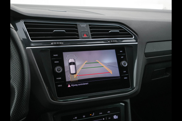 Volkswagen Tiguan 1.4 TSI eHybrid R-Line Business+ (Plug-in) (INCL-BTW) Aut. *LEATHER-FABRIC | FULL-LED | ADAPTIVE-CRUISE | CAMERA | DIGI-COCKPIT | KEYLESS | PRIVACY-GLASS | SPORTSEATS | SHIFTPADDLES | NAVI-FULLMAP | ECC | PDC | 19''ALU*