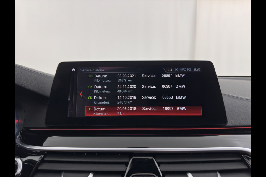 BMW 6 Serie Gran Turismo 640i xDrive M-Sportpack High Executive Aut. *PANO | LEATHER | BOWERS&WILKINS | BLINDSPOT | MEMORY-PACK | NIGHTVISION | TOPVIEW | DIGI-COCKPIT | HEATED-COMFORTSEATS | HEAD-UP | ADAPTIVE-CRUISE | KEYLESS | TOWBAR | SOFTCLOSE | 20''A