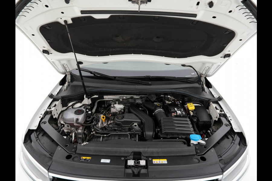 Volkswagen Tiguan 1.5 TSI Life Business Mild-Hybrid (INCL-BTW) Aut. *FULL-LED | ERGONOMIC-SPORTSEATS | KEYLESS | DAB | CARPLAY | ADAPTIVE-CRUISE | PRIVACY-GLASS | NAVI-FULLMAP | DIGI-COCKPIT | SHIFTPADDLES | ECC | HEATED-SEATS | PDC | TOWBAR |