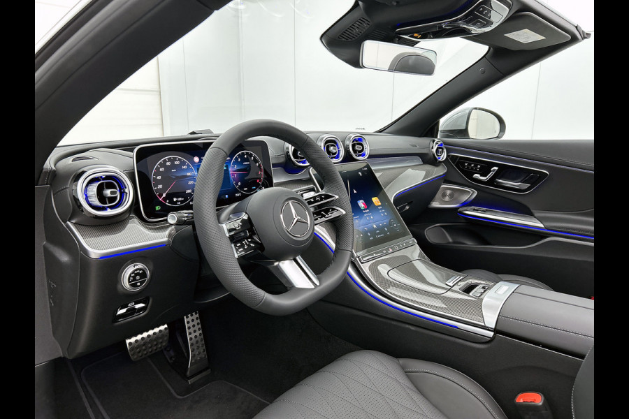 Mercedes-Benz CLE Cabriolet 200 AMG Line | Premium Plus pakket | Winterpakket | Rijassistentiepakket Plus | AMG spoiler | Middenconsole metaalstructuur | Stoelventilatie/- verwarming | Windschut | 19 inch multispaaks lichtmetalen AMG velgen |