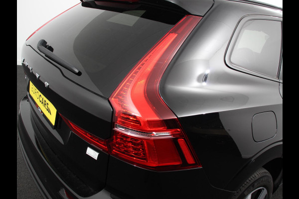Volvo XC60 2.0 T6 Plug-in hybrid AWD Ultimate Dark Luchtvering Electrisch Panorama dak Google Services Dab Camera Half Leder Seat Comfort Pack