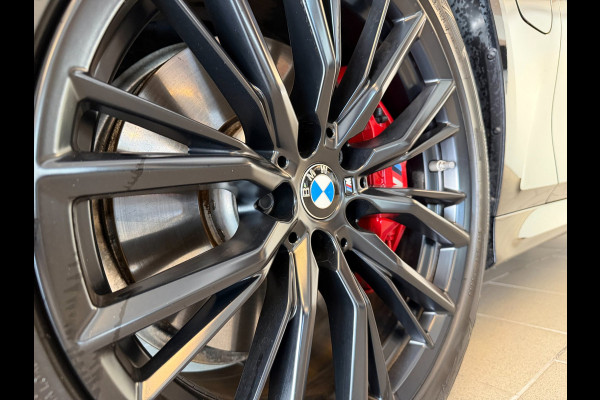 BMW 3 Serie Touring 330e G21 Touring LCI 292PK XTRA BOOST LONG RANGE FACELIFT PANO LEER TREKHAAK HARMAN KARDON SHADOWLINE NIEUWSTA