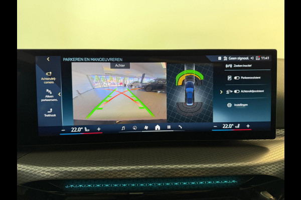 BMW 3 Serie Touring 330e G21 Touring LCI 292PK XTRA BOOST LONG RANGE FACELIFT PANO LEER TREKHAAK HARMAN KARDON SHADOWLINE NIEUWSTA