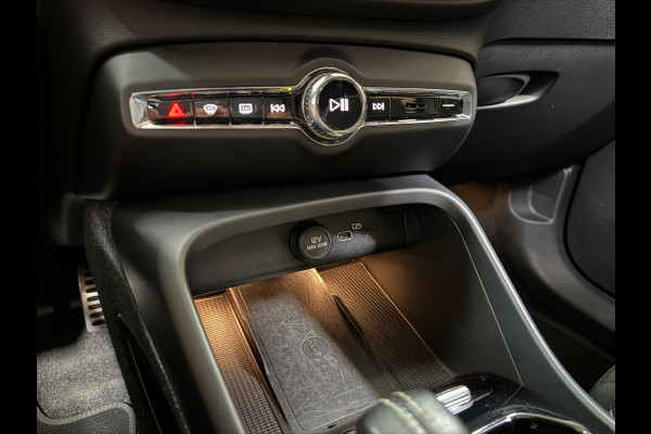 Volvo XC40 Recharge P8 AWD R-Design | Pano | Harman Kardon | BLIS | IntelliSafe Pro | Google | Keyless | Warmtepomp | NAP