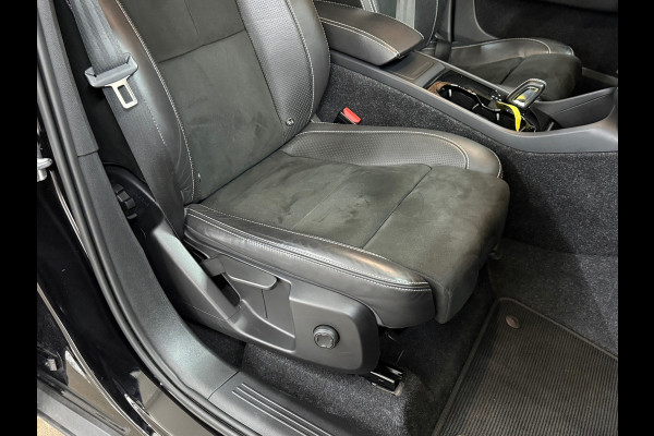 Volvo XC40 Recharge P8 AWD R-Design | Pano | Harman Kardon | BLIS | IntelliSafe Pro | Google | Keyless | Warmtepomp | NAP
