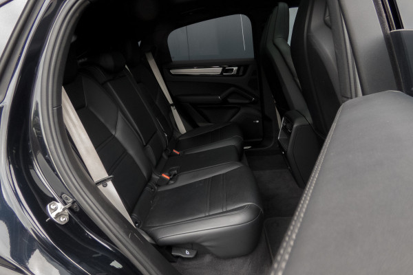 Porsche Cayenne Coupé 3.0 E-Hybrid Platinum Edition | Sport Chrono | Luchtvering | GTS Stoelen| 360° | BOSE | HUD | Elek. Trekhaak