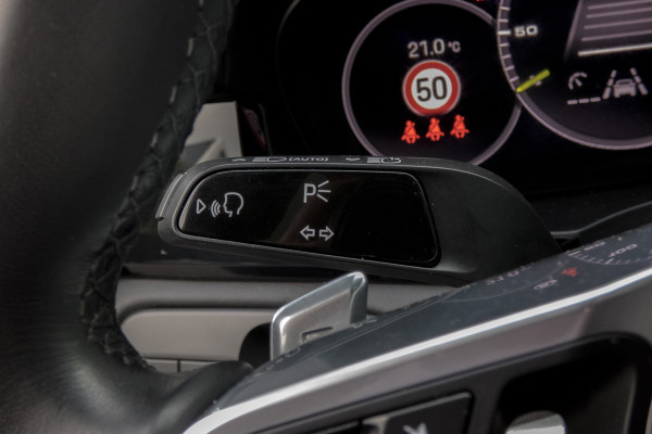 Porsche Cayenne Coupé 3.0 E-Hybrid Platinum Edition | Sport Chrono | Luchtvering | GTS Stoelen| 360° | BOSE | HUD | Elek. Trekhaak
