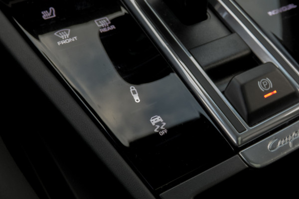 Porsche Cayenne Coupé 3.0 E-Hybrid Platinum Edition | Sport Chrono | Luchtvering | GTS Stoelen| 360° | BOSE | HUD | Elek. Trekhaak