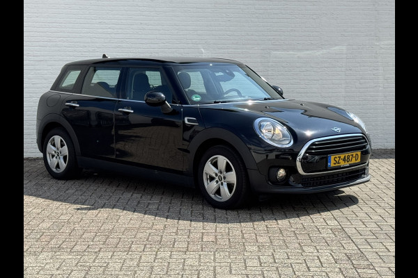 MINI Clubman 1.5 Cooper Sportstoelen half leder Navigatie Cruise Clima Trekhaak