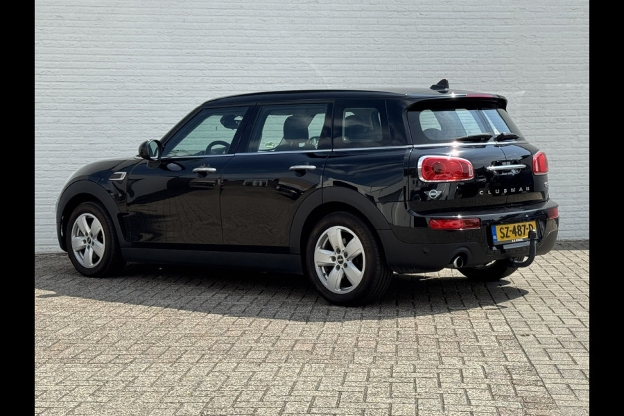 MINI Clubman 1.5 Cooper Sportstoelen half leder Navigatie Cruise Clima Trekhaak
