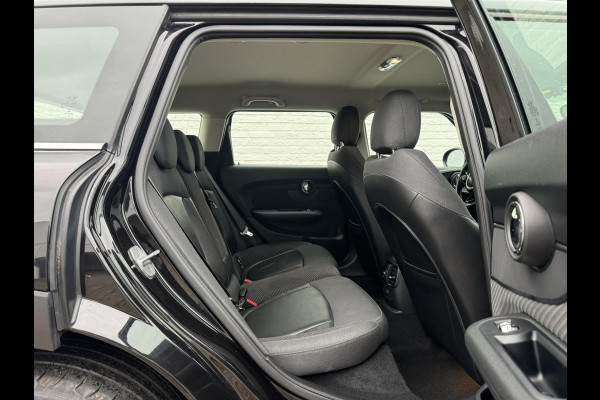 MINI Clubman 1.5 Cooper Sportstoelen half leder Navigatie Cruise Clima Trekhaak