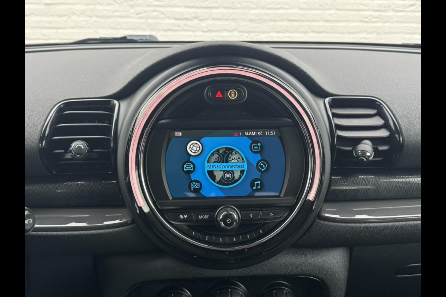 MINI Clubman 1.5 Cooper Sportstoelen half leder Navigatie Cruise Clima Trekhaak