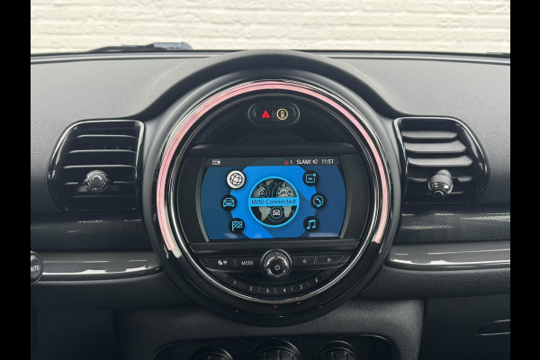 MINI Clubman 1.5 Cooper Sportstoelen half leder Navigatie Cruise Clima Trekhaak