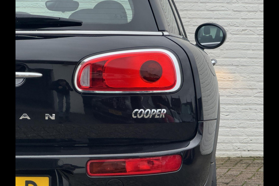 MINI Clubman 1.5 Cooper Sportstoelen half leder Navigatie Cruise Clima Trekhaak