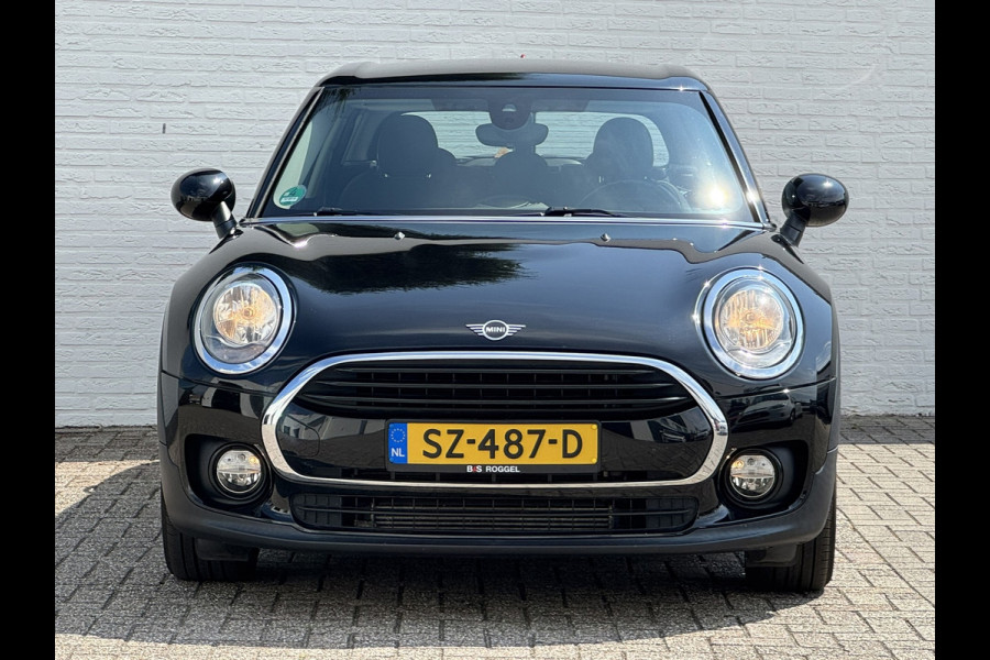 MINI Clubman 1.5 Cooper Sportstoelen half leder Navigatie Cruise Clima Trekhaak