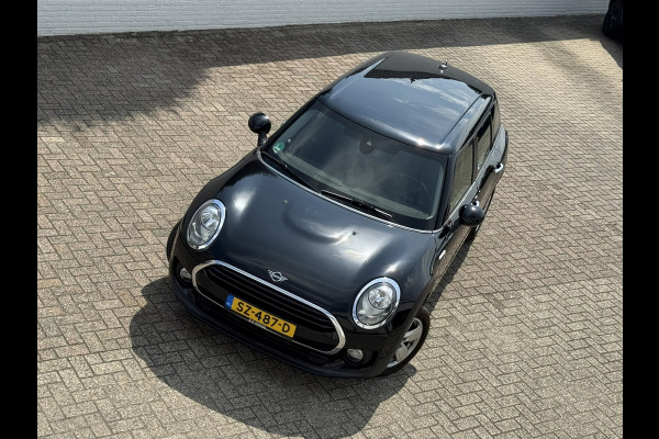 MINI Clubman 1.5 Cooper Sportstoelen half leder Navigatie Cruise Clima Trekhaak