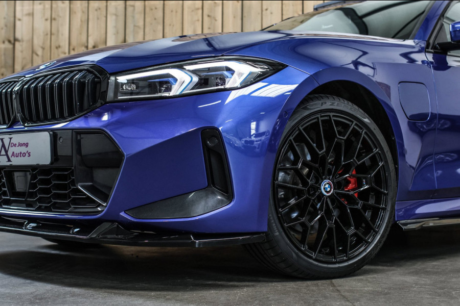 BMW 3 Serie Touring 320e M-Sport *Pano*H/K*340 look*360 Camera*Head-Up*