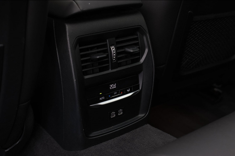 BMW 3 Serie Touring 320e M-Sport *Pano*H/K*340 look*360 Camera*Head-Up*