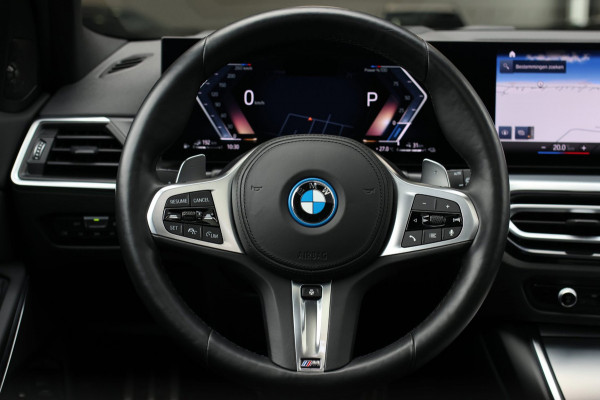 BMW 3 Serie Touring 320e M-Sport *Pano*H/K*340 look*360 Camera*Head-Up*