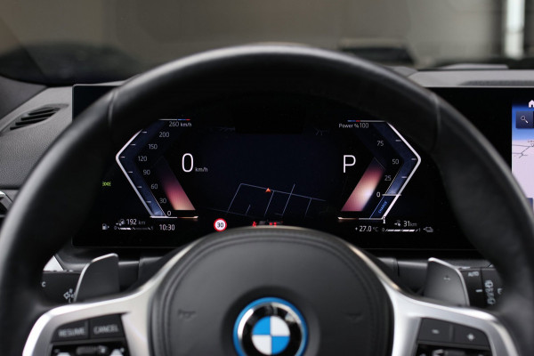 BMW 3 Serie Touring 320e M-Sport *Pano*H/K*340 look*360 Camera*Head-Up*