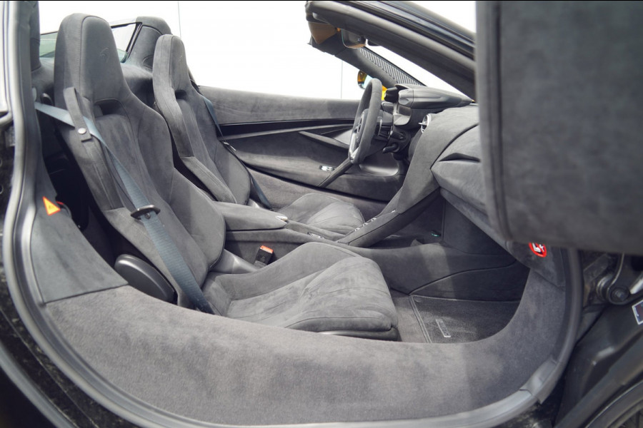 McLaren 750S Spider / Vulcano Yellow / Lift System / Elektrochromic Roof / Bowers & Wilkens Sound / Apple Carplay / 360 Camera