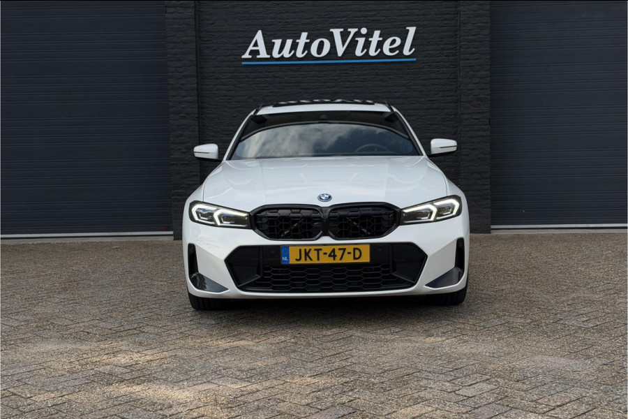BMW 3 Serie Touring 330e M-Sport | 19,5 kWh Accu | Panodak | Head-Up | Memory | Trekhaak | 360° Camera | Fabrieksgarantie