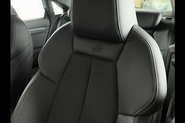 Audi A3 Limousine 30 TFSI S edition 110 pk S-tronic | Verlengde garantie | Navigatie | Parkeersensoren achter | S-Line |