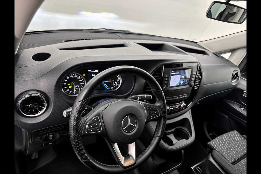 Mercedes-Benz eVito Extra Lang 66 kWh DC 5 persoons 266km WLTP Schuifdeur L+R Camera Navigatie Camera Dubbele cabine