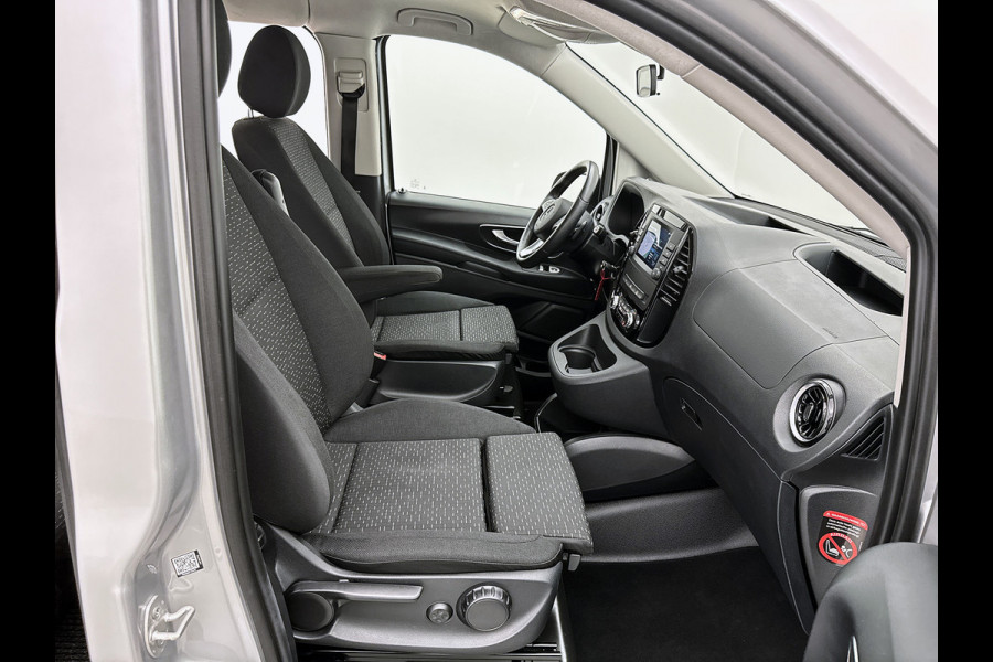 Mercedes-Benz eVito Extra Lang 66 kWh DC 5 persoons 266km WLTP Schuifdeur L+R Camera Navigatie Camera Dubbele cabine