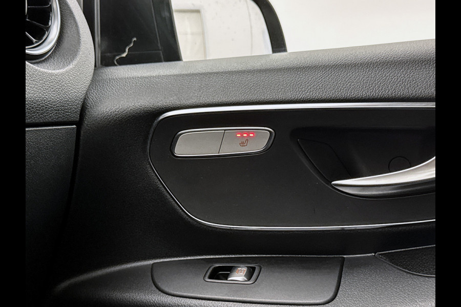 Mercedes-Benz eVito Extra Lang 66 kWh DC 5 persoons 266km WLTP Schuifdeur L+R Camera Navigatie Camera Dubbele cabine