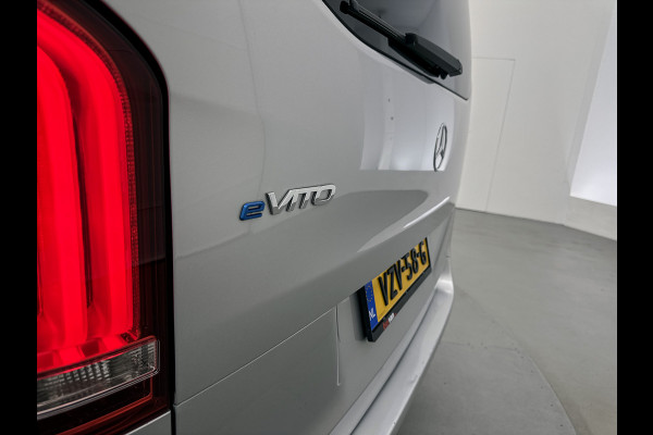 Mercedes-Benz eVito Extra Lang 66 kWh DC 5 persoons 266km WLTP Schuifdeur L+R Camera Navigatie Camera Dubbele cabine
