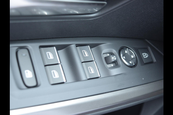 Peugeot E-3008 GT Long Range 230 97 kWh Warmtepomp l 360 vision & Drive Assist Pack l Panoramisch schuifdak Pack