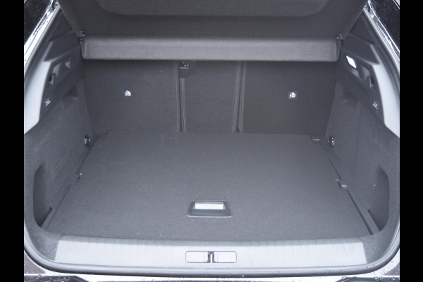 Peugeot E-3008 GT Long Range 230 97 kWh Warmtepomp l 360 vision & Drive Assist Pack l Panoramisch schuifdak Pack