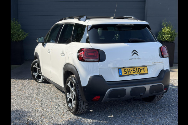 Citroën C3 Aircross 1.2 PureTech S&S Shine D-riem vv in 2024,Draadloze telefoonlader,Carplay,360°Camera,Pano,Navi,Trekhaak,Keyless,PDC V+A,110pk,Dodehoeksensor,Rijstrooksensor,N.A.P,Lm velgen,Apk tot 05-2027