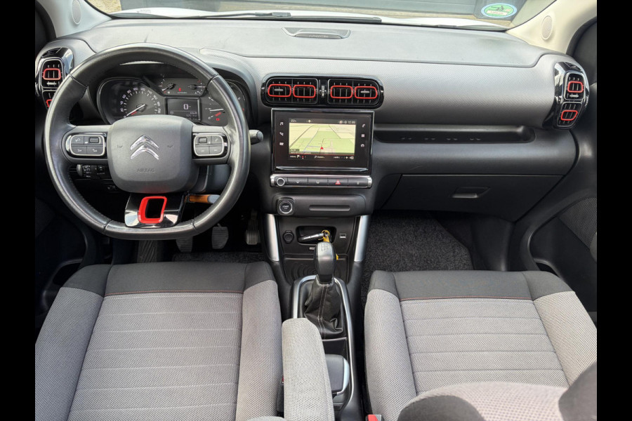 Citroën C3 Aircross 1.2 PureTech S&S Shine D-riem vv in 2024,Draadloze telefoonlader,Carplay,360°Camera,Pano,Navi,Trekhaak,Keyless,PDC V+A,110pk,Dodehoeksensor,Rijstrooksensor,N.A.P,Lm velgen,Apk tot 05-2027