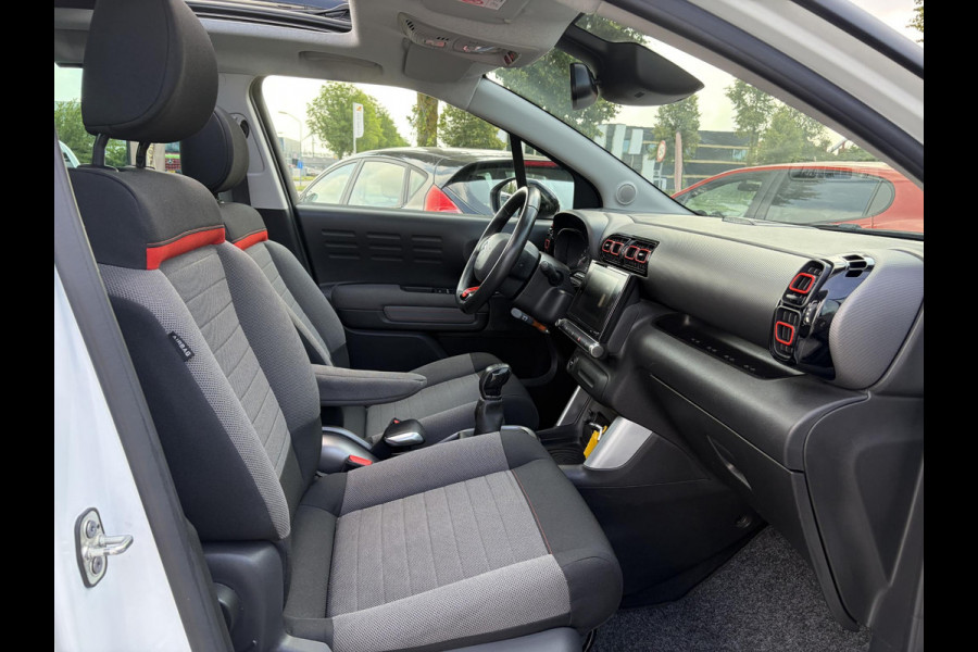 Citroën C3 Aircross 1.2 PureTech S&S Shine D-riem vv in 2024,Draadloze telefoonlader,Carplay,360°Camera,Pano,Navi,Trekhaak,Keyless,PDC V+A,110pk,Dodehoeksensor,Rijstrooksensor,N.A.P,Lm velgen,Apk tot 05-2027