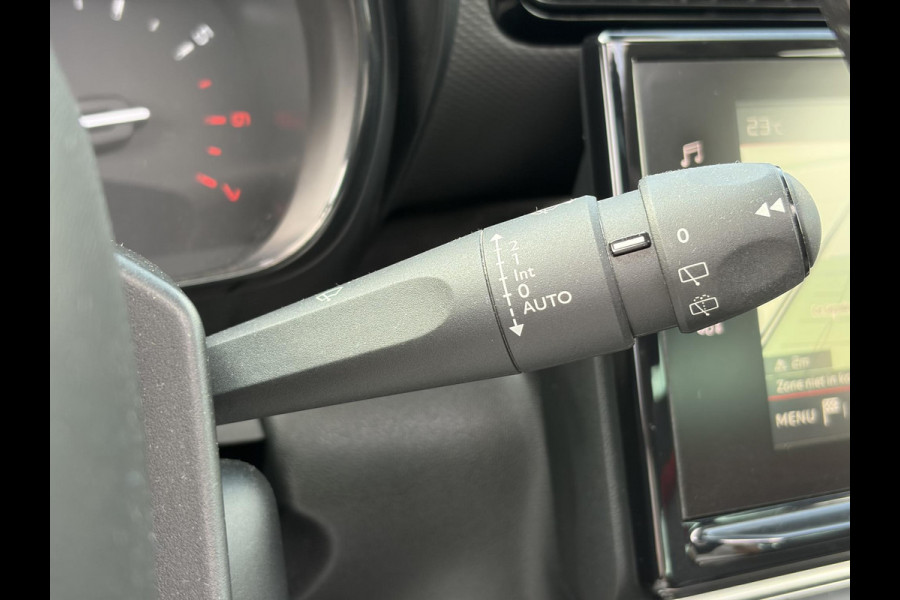 Citroën C3 Aircross 1.2 PureTech S&S Shine D-riem vv in 2024,Draadloze telefoonlader,Carplay,360°Camera,Pano,Navi,Trekhaak,Keyless,PDC V+A,110pk,Dodehoeksensor,Rijstrooksensor,N.A.P,Lm velgen,Apk tot 05-2027