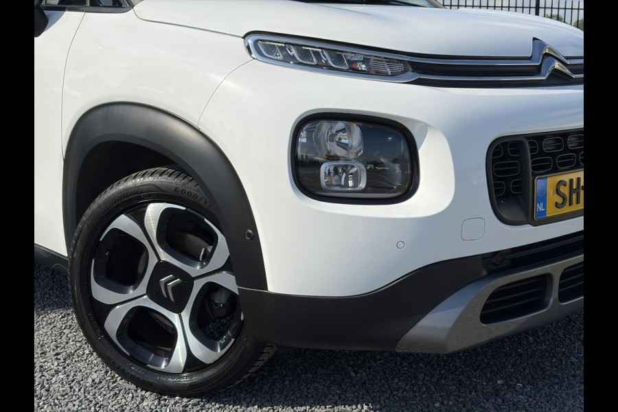 Citroën C3 Aircross 1.2 PureTech S&S Shine D-riem vv in 2024,Draadloze telefoonlader,Carplay,360°Camera,Pano,Navi,Trekhaak,Keyless,PDC V+A,110pk,Dodehoeksensor,Rijstrooksensor,N.A.P,Lm velgen,Apk tot 05-2027