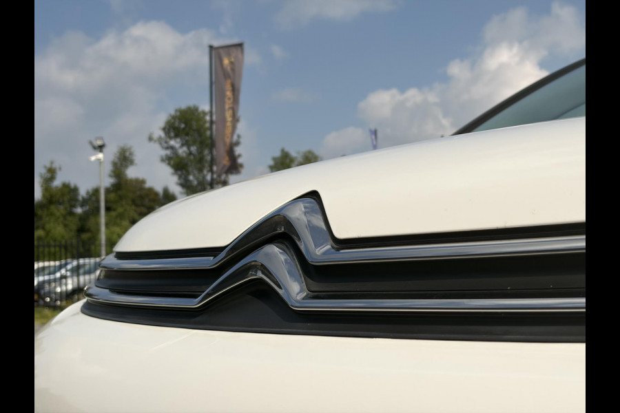 Citroën C3 Aircross 1.2 PureTech S&S Shine D-riem vv in 2024,Draadloze telefoonlader,Carplay,360°Camera,Pano,Navi,Trekhaak,Keyless,PDC V+A,110pk,Dodehoeksensor,Rijstrooksensor,N.A.P,Lm velgen,Apk tot 05-2027