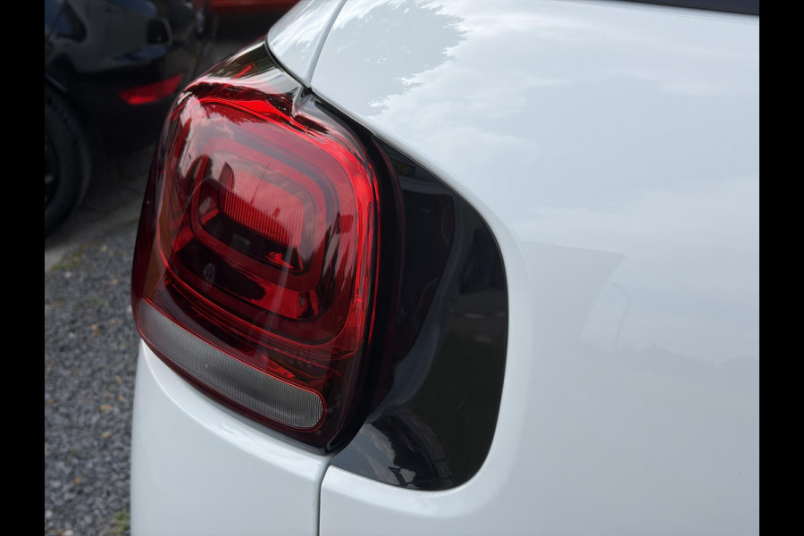 Citroën C3 Aircross 1.2 PureTech S&S Shine D-riem vv in 2024,Draadloze telefoonlader,Carplay,360°Camera,Pano,Navi,Trekhaak,Keyless,PDC V+A,110pk,Dodehoeksensor,Rijstrooksensor,N.A.P,Lm velgen,Apk tot 05-2027