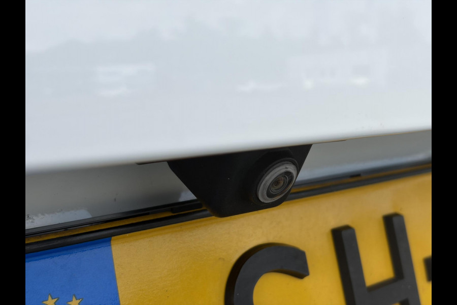 Citroën C3 Aircross 1.2 PureTech S&S Shine D-riem vv in 2024,Draadloze telefoonlader,Carplay,360°Camera,Pano,Navi,Trekhaak,Keyless,PDC V+A,110pk,Dodehoeksensor,Rijstrooksensor,N.A.P,Lm velgen,Apk tot 05-2027