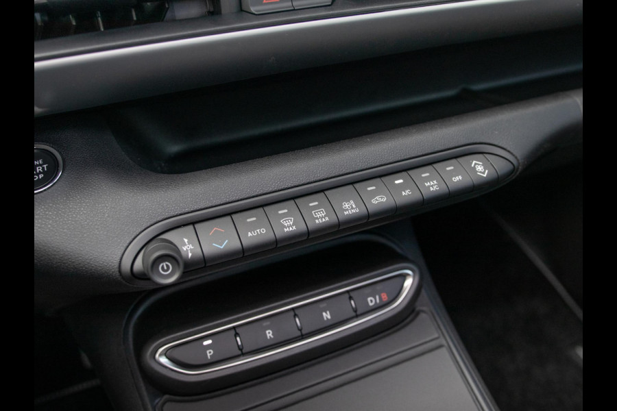 Jeep Avenger Black Edition 54 kWh | Winter Pack | Infotainment&Convenience Pack | Schuif/Kanteldak | Bicolore