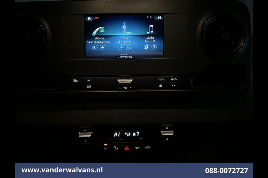 Mercedes-Benz Sprinter 317 CDI 170pk L3H2 Euro6 Airco | Apple Carplay | Cruisecontrol | Stoelverwarming Android Auto, Parkeersensoren, Bijrijdersbank