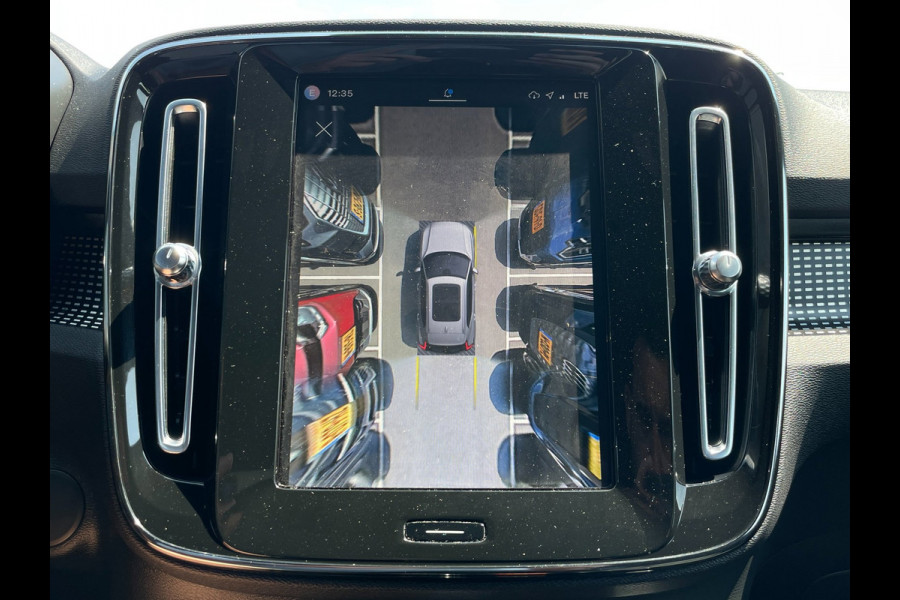 Volvo XC40 Recharge P8 AWD R-Design|90%SOH|ACC|PANO|360+V+A-CAMERA|CARPLAY|ANDROID|STOEL+STUURVERW|ELEK.KLEP|NL|NAP|INCL.BTW|1 EIG