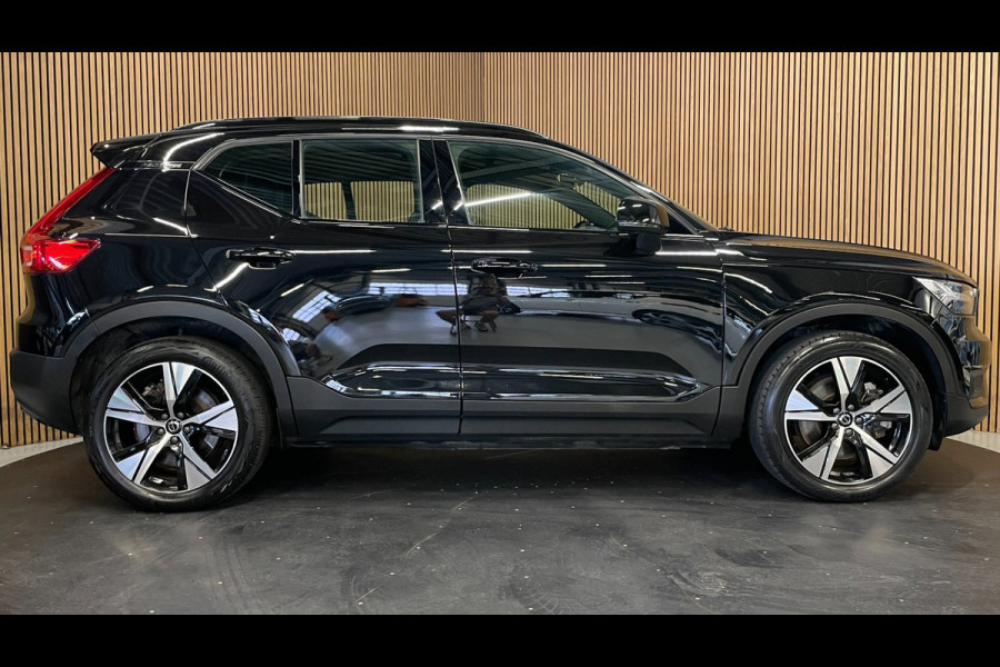 Volvo XC40 Recharge P8 AWD R-Design|90%SOH|ACC|PANO|360+V+A-CAMERA|CARPLAY|ANDROID|STOEL+STUURVERW|ELEK.KLEP|NL|NAP|INCL.BTW|1 EIG
